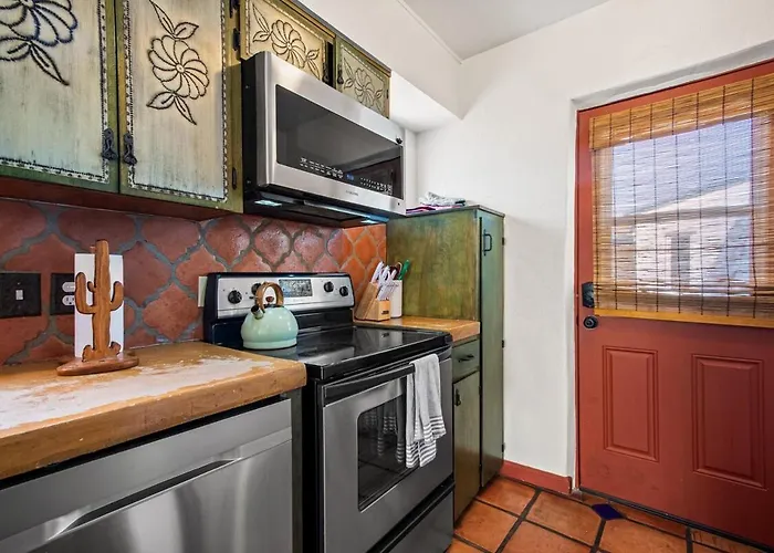 Holiday home Tres Palmas - 3bd 2ba Adobe Retreat With Private Pool Tucson